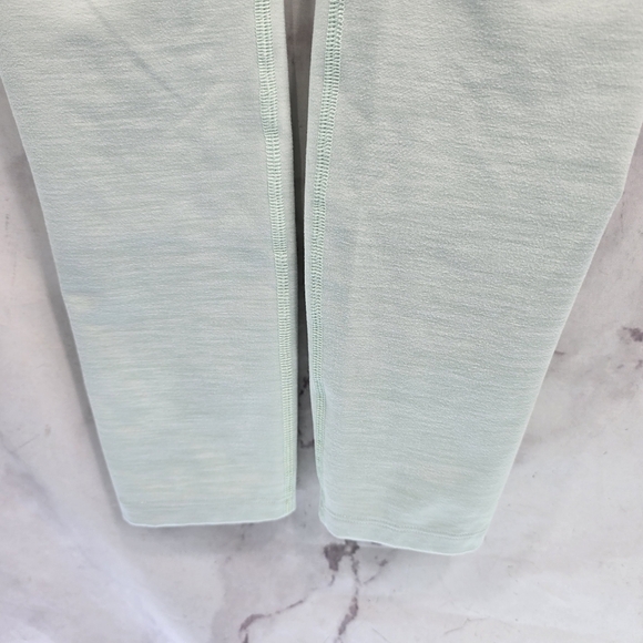 The North Face Women's Mint Green Leggings. Fit More Like a Size SMALL - Picture 8 of 13